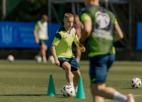 Новини з табору збірної України: перше повноцінне тренування та прибуття Забарного з Миколенком