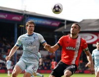 Фанати «Борнмута» присвятили Забарному пісню у його найгіршому матчі сезону – українець відповів