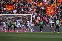 «Лечче» розгромив Сассуоло, залишивши «нероверді» у зоні вильоту й оновивши досягнення часів Шевченка 