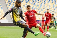 «Рух» переміг «Верес» та впритул наблизився до «Дніпра-1»