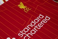 «Ліверпуль» презентував форму на новий сезон - фото