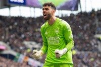 Визначено володаря Золотої рукавички АПЛ 2023/24 - офіційно