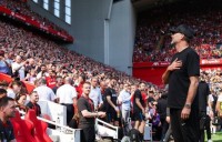 «Ліверпуль» у прощальному матчі Клоппа здолав «Вулверхемптон», «Крістал Пелас» сенсаційно знищив «Астон Віллу»