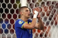 «На**ра так стрибати?» - Циганик обурений підкатом гравця збірної Молдови, який травмував Миколенка