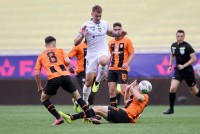 Кількість червоних карток в матчах УПЛ «Динамо» та «Шахтаря» збільшилася до рекордного показника