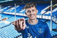 Клуб Миколенка орендував хавбека «Наполі»