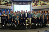 «Правильний вибір». Шевченко вручив золоті медалі команді «Динамо» U-19