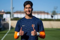 «Барселона» підписала контракт з азербайджанським голкіпером