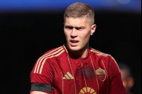 Заб’є 15 голів: легендарний нападник «Роми» поділився своїми очікуваннями від гри Довбика у римській команді