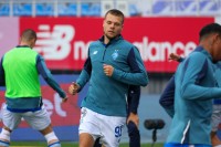 Володимир Звєров: «Михайленко – цікавий футболіст, цікавий півзахисник, але цей перехід на значно серйозніший рівень дається йому непросто»