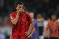 Зірковий футболіст «Баварії» шокував усіх рішенням щодо сина