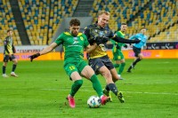 Кінець жахливої серії. «Рух» завдяки пенальті переграв «Лівий берег»