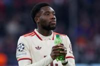  Поліцейські застали зірку футболу п'яним. Не вгадаєте кого - фото