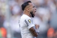 Хавбек погодився на зниження зарплати, щоб не повертатися в «Шахтар»