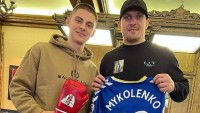 Миколенко та гравці «Евертона» спрогнозували переможця реваншу Усика й Ф'юрі