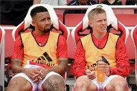 Не граючи, добре заробляє: стали відомі заробiтнi плати у «Арсеналі» Зінченка