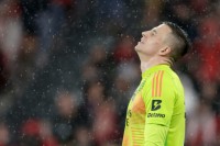 «Рішення». Тренер «Бенфіки» відреагував на жахливу помилку Трубіна з «Барсою»