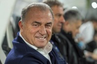 «Безглуздо». Терім пояснив поразку «Аль-Шабаба», де Бущан пропустив тричі