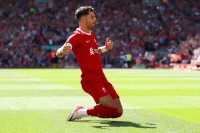 «Аль-Хіляль» пропонує рекордну суму за лідера «Ліверпуля». Мова не про Салаха