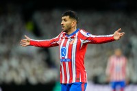 Форварда «Атлетико» Корреа можуть дискваліфікувати на 12 матчів за лайку на адресу арбітра