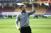 Легенда «Барселони» залишиться тренером «Комо», попри інтерес топ-клубів