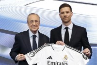 Хабі Алонсо та Флорентіно Перес ухвалили несподіване рішення щодо воротаря