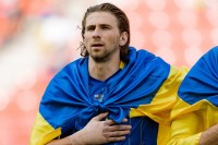 «Борнмут» знизив ціну на Забарного. Відомо, за скільки його продадуть в ПСЖ