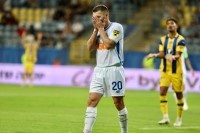 «Хто дивиться «Динамо», той на Хатіко не плаче». Реакція фанів на виліт киян з ЛЄ