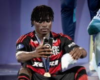 У «Фламенго» пояснили, чому продали в «Динамо» Шолу