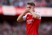 Чому Віктор Дьокереш став мемом на церемонії Золотий м’яч-2025?