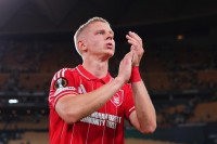 «Зінченко викликає суперечливі думки»: вболівальники «Ноттінгем Форест» відреагували на гру українця з «Бетісом»