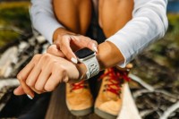 Ремінці для Apple Watch: як підібрати ідеальний варіант для спорту, роботи та свят