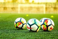 Почему ставки на футбол стоит делать в БК с лицензией