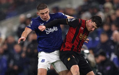 Англійський журналіст: «Ніхто ніколи не ставив під сумнів зусилля Миколенка, але «Евертону» потрібен захисник, який запропонує значно більше»