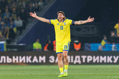 Забарний потрапив до символічної збірної найдорожчих гравців, яких не буде на ЧС-2026