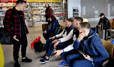 Збірна України із динамівцями, Коноплянкою та іншими вирушили до Англії Збірна України із динамівцями, Коноплянкою та іншими вирушили до Англії