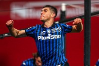 «Ювентус» выиграл Кубок Италии, одержав тяжёлую победу над «Аталантой» – гол Малиновского не испортил день рождения Пирло