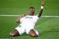 СМИ Англии и Испании после вчерашних четвертьфиналов Лиги чемпионов: цитата Цезаря и сальный намек 