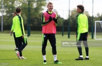 «Наскільки ж поганим був Зінченко». Проблеми в обороні, непомітність в атаці й критика англійських ЗМІ за гру з «Лестером»