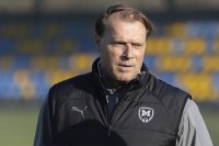 «Олександрія» розглядає кандидатуру ван Леувена як заміну Ротаню