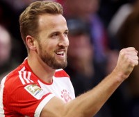 «Баварія» не без проблем здолала середняка Бундесліги – Кейн оформив дубль