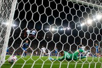 Азербайджан – Україна: відомий арбітр пояснив, чи варто було призначати пенальті за фол на Ванаті