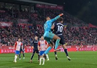 ​Фанати «Жирони» співали пісні проти «Реала» після вилучення тренера та скасування голу