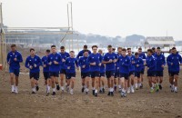 Початок збору «Динамо» U19: робота на піску та зеленому полі