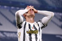 Пирло нашел оправдание роковой трусости Роналду и Рабьо 