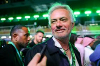 Моуріньо: «Як можна звільнити тренера, який вивів у 2 єврофінали поспіль?»