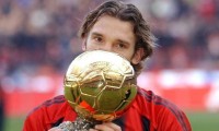 FourFourTwo склав список із 10 головних «пограбувань» за всю історію вручення Золотого м'яча. Перемога Шевченка у 2004 році на 2 місці у рейтингу