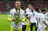 Відомо, чому «Реал» не продав Луніна цього літа. Скільки хотів Перес?