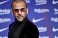 Дані Алвес візьме кредит, щоб внести заставу для виходу з в'язниці