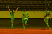 Флеш-моб белорусских футболистов в поддержку протестов: празднование гола с поднятым кулаком и знаком «V»